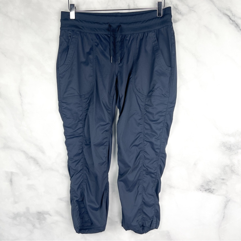 The North Face Aphrodite 2.0 Water Resistant Draw String Capri Pants Blue M